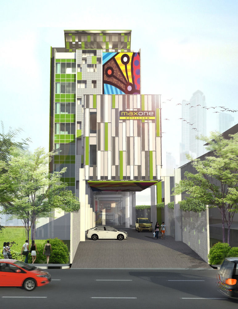 Maxonehotels.Com At Kramat Jacarta Exterior foto